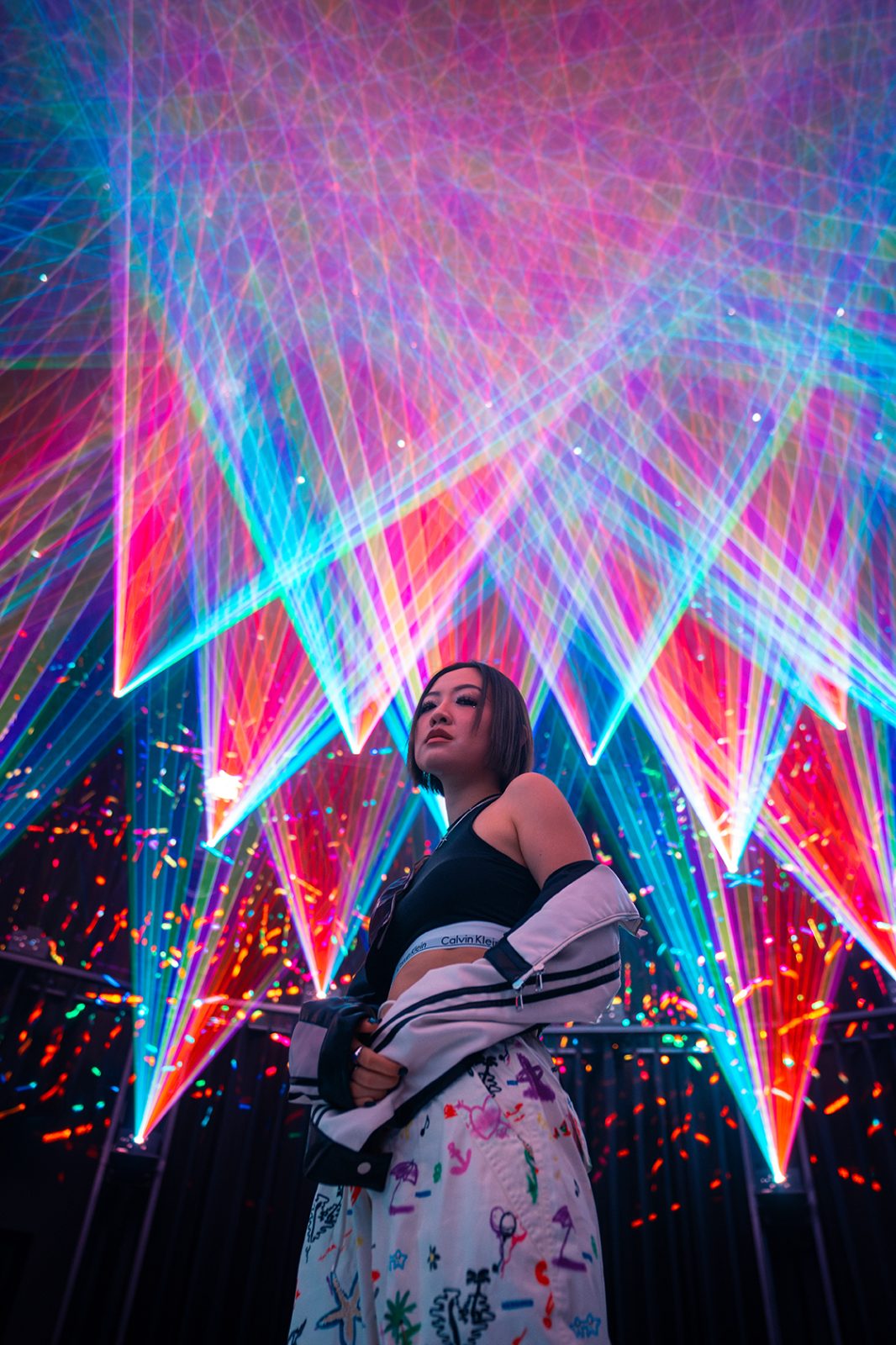 J.M3 under the colour laser installation